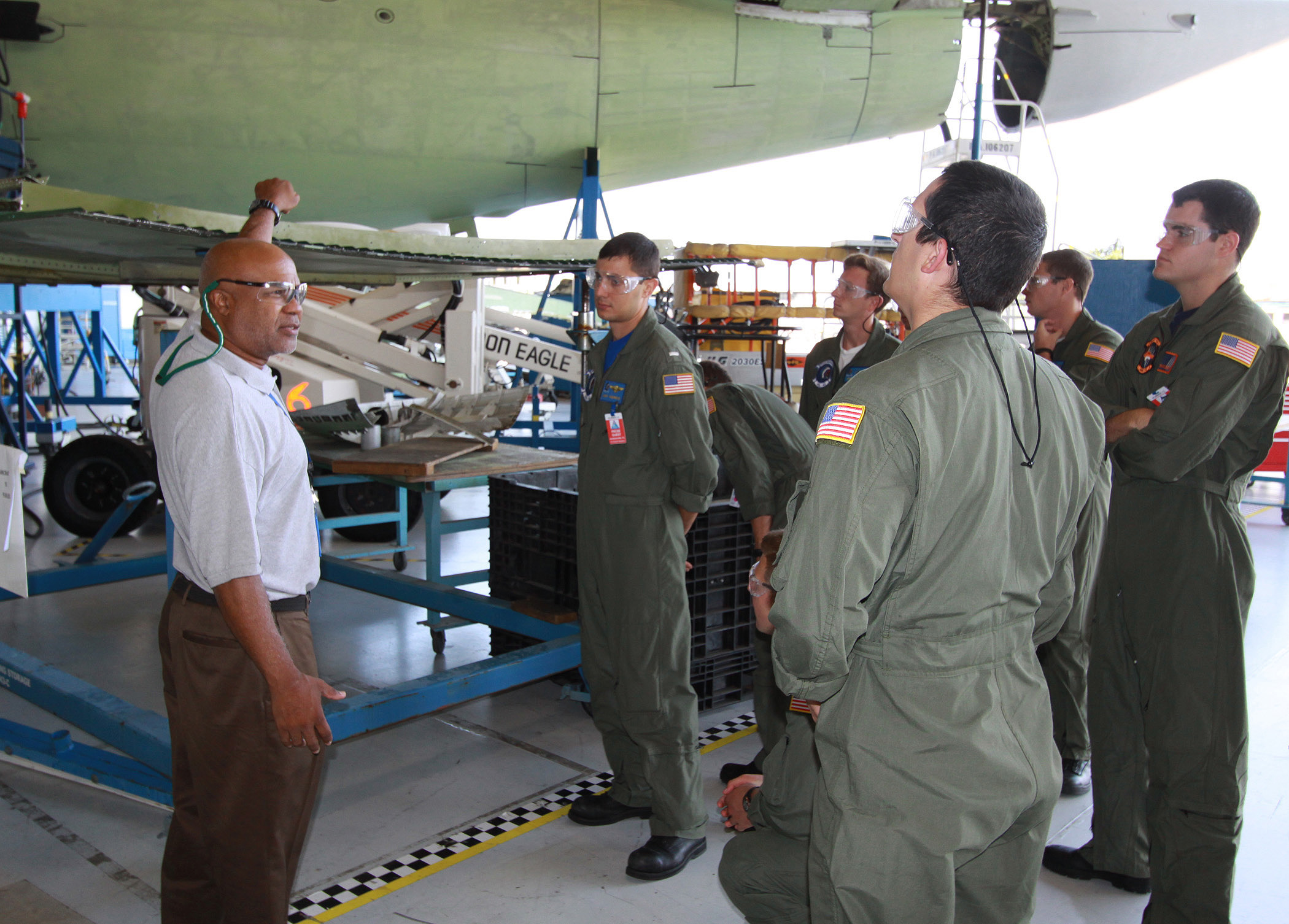 Midshipmen Observe FRCSE's Vital Aviation Maintenance Mission | NAVAIR