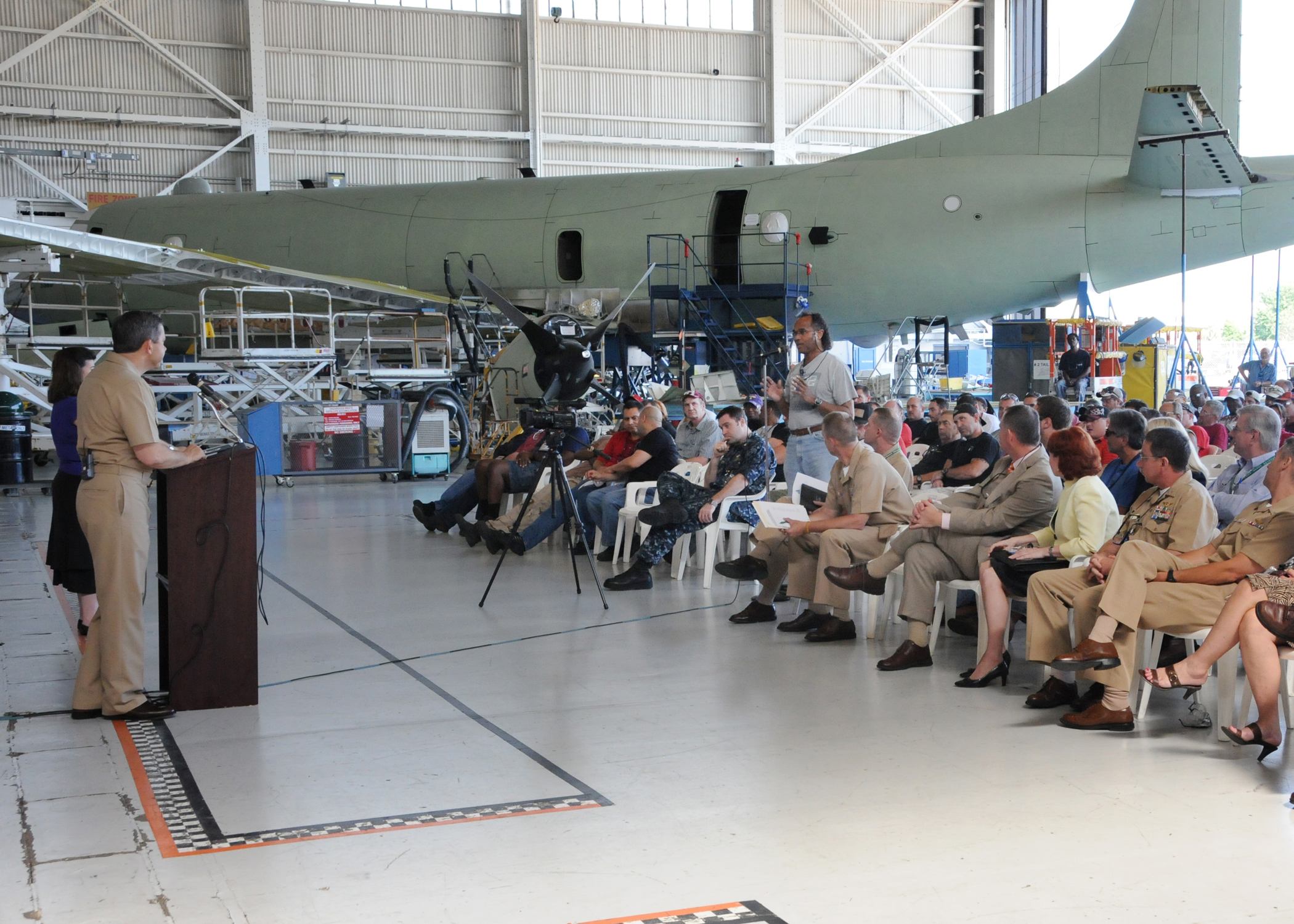 NAVAIR Commander Visits FRCSE, Holds All Hands Call | NAVAIR