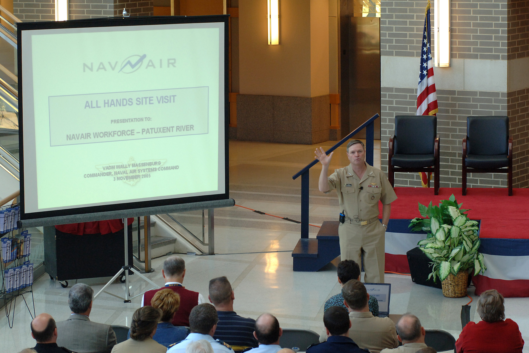 Latest Round of AllHands Briefings from NAVAIR Commander Begin at Pax