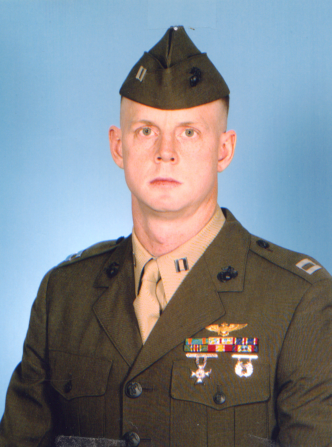 VX20 Marine pilot wins leadership award NAVAIR