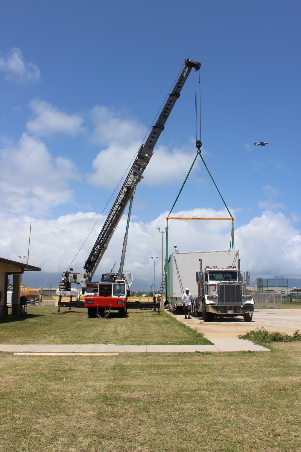 First CH-53E trainer arrives in Hawaii | NAVAIR