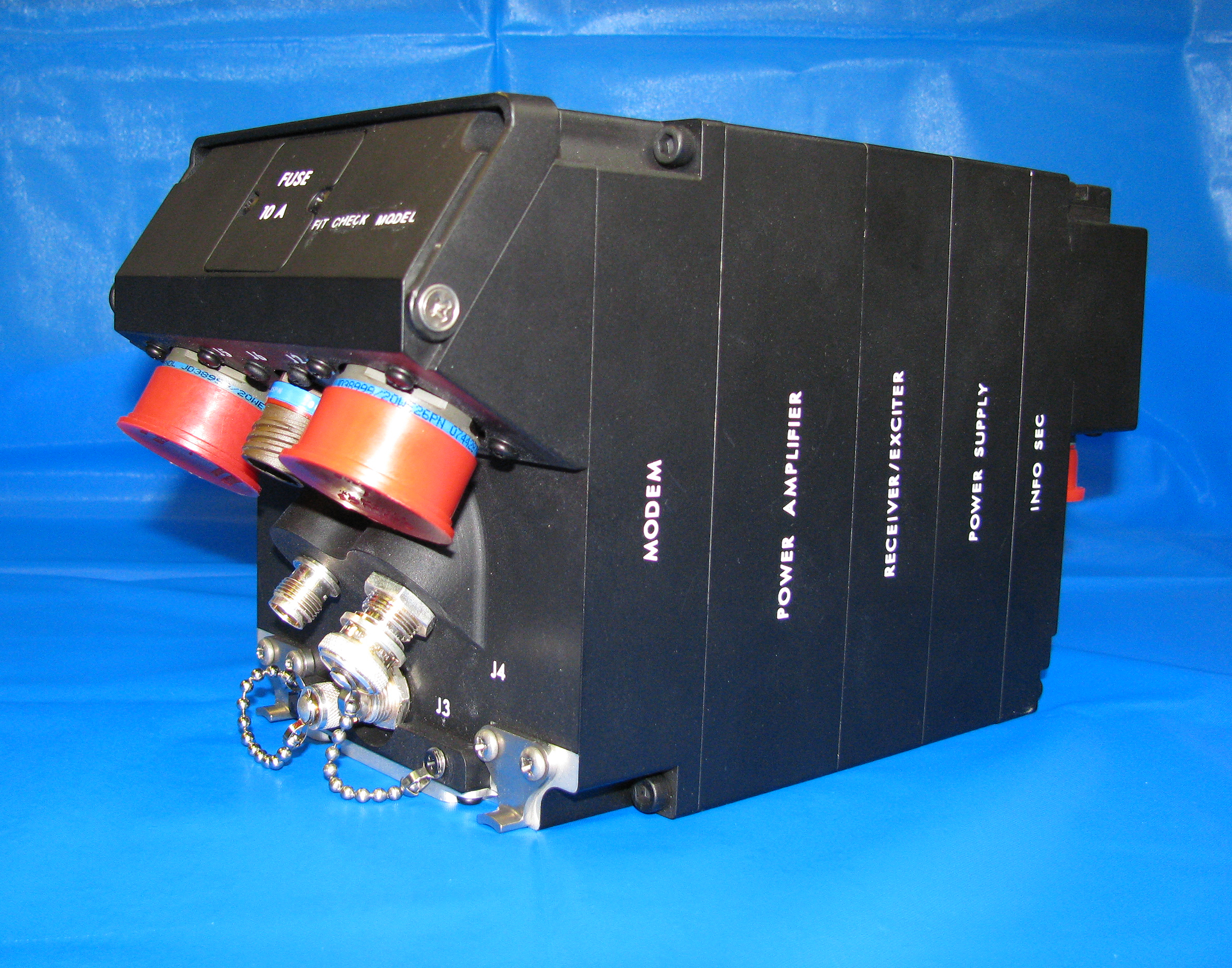 NAVAIR accepts 30,000th ARC-210 radio | NAVAIR