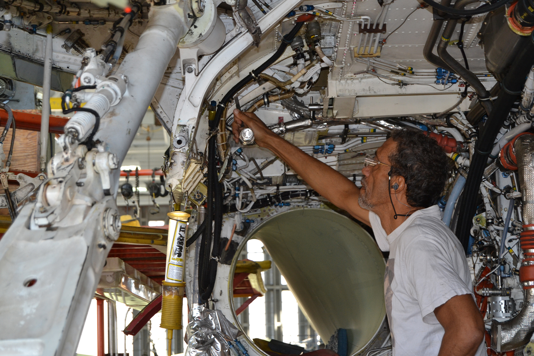 FRCSE artisans work on final ‘Flying Frying Pan' | NAVAIR