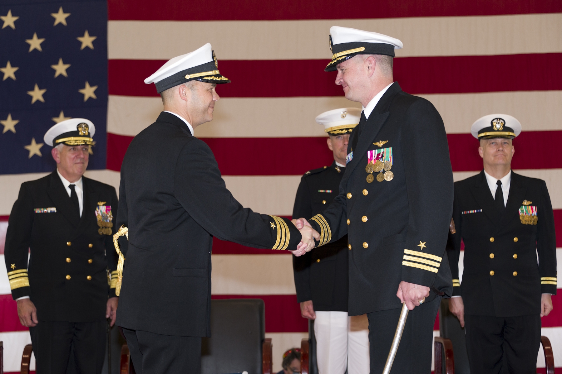 new-commander-takes-flight-at-u-s-naval-test-pilot-school-navair